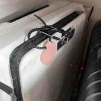 Porte-clés en cuir personnalisés en forme de cœur, accessoires pour sacs, pendentifs décoratifs, étiquettes de bagages DIY pour la vie quotidienne et les voyages