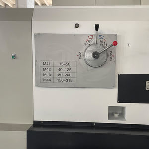 Torno CNC de Alta Resistencia CK61160 CK61180 con Riel Guía 755/855/1100, Precio Competitivo, para Torneado de Piezas Pesadas - Product Image 2