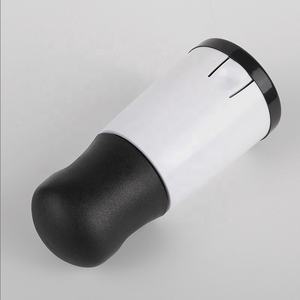 Nouveautés 2026 : <span class=keywords><strong>Moulin</strong></span> à herbes <span class=keywords><strong>manuel</strong></span> en acier inoxydable pour la cuisine, râpe à <span class=keywords><strong>fromage</strong></span> rotative, outils à <span class=keywords><strong>fromage</strong></span> manuels en plastique - Product Image 3