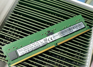 P00924-B21 32GB (1x32GB) Dual Rank X4 DDR4-2933 CAS-21-21-21 Registered Smart <b>Memory</b> - Product Image 4