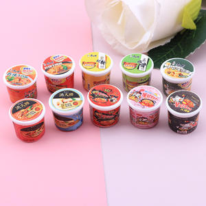 Charmes décoratifs pour étuis de téléphone portable en résine alimentaire 3D, en forme de nouilles épicées au <span class=keywords><strong>poulet</strong></span>, ornements de jeu alimentaire pour enfants, artisanat DIY - Product Image 2