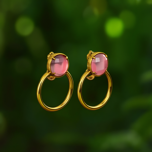Pendientes de Aro de Acero Inoxidable Chapados en Oro con Piedra Rosa, Joyería de Moda Sostenible y Resistente - Product Image 3