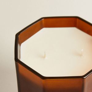Vela Aromática en Frasco de Vidrio Ámbar Octagonal con Dos Mechas, Cera de Soja de Lujo, Decoración para el Hogar - Product Image 3