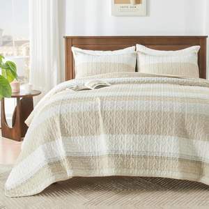 Juego <span class=keywords><strong>de</strong></span> edredón <span class=keywords><strong>de</strong></span> verano a bajo precio a rayas Beige, <span class=keywords><strong>colchas</strong></span> <span class=keywords><strong>de</strong></span> estilo Simple para hombres, colcha <span class=keywords><strong>de</strong></span> dormitorio <span class=keywords><strong>de</strong></span> poliéster <span class=keywords><strong>de</strong></span> alta calidad - Product Image 1