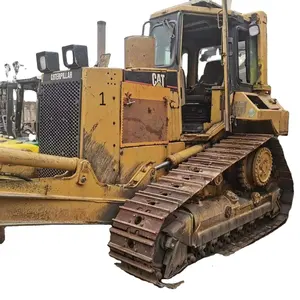 Used D5M Bulldozer Earth Moving Equipment in good condition with sale price