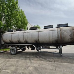 Semirremolque Cisterna de Combustible de 3 Ejes a Bajo Precio, 45m3 50m3, Remolque Cisterna de Carga Pesada, Semirremolque Cisterna de Acero al Carbono - Product Image 4