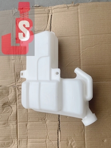 Réservoir <span class=keywords><strong>d</strong></span>'expansion <span class=keywords><strong>d</strong></span>'<span class=keywords><strong>eau</strong></span> moteur <span class=keywords><strong>d</strong></span>'origine pour camions légers HFC1045 Petit réservoir <span class=keywords><strong>d</strong></span>'<span class=keywords><strong>eau</strong></span> de refroidissement OEM 1311010B1 État neuf - Product Image 6
