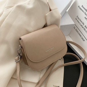 Sac de selle femme sac de messager <span class=keywords><strong>2023</strong></span> nouvelle mode fille été Simple mode <span class=keywords><strong>tendance</strong></span> Style étranger une épaule petit sac - Product Image 4