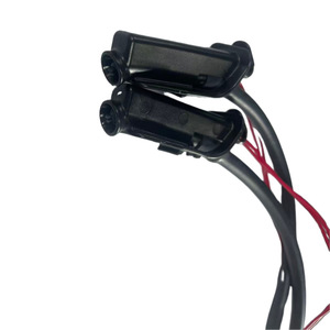 หัวฉีดไฟฟ้า LR068874 สำหรับแลนด์โรเวอร์ เรนจ์โรเวอร์ L405 L322 พร้อมระบบทำความร้อนสเปรย์ฉีดน้ำล้างกระจกหน้ารถ - Product Image 1