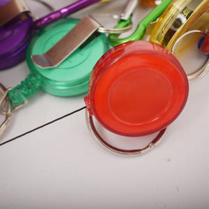 จิงพิน ชิกโควพวงกุญแจคาราบิเนอร์แม่เหล็กโลหะผสมสังกะสีแบบพกพาหลายสีสำหรับตกปลาเดินป่าใช้กลางแจ้ง - Product Image 2