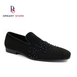 Chaussures habillées et Richelieu pour hommes en cuir véritable suédé de vache noir, faites à la main, de haute qualité, avec motif de design tendance et logo personnalisé, marque originale - Product Image 1
