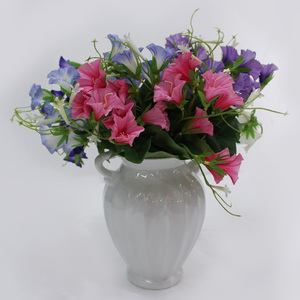 Vente chaude Bouquet de fleurs artificielles Petunias Gloxinias en plastique à feuilles pour jardin d'intérieur, porche, fenêtre, Nouvel An - Product Image 1