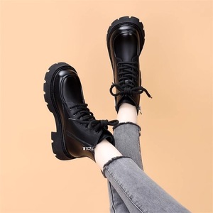 Mocassins pour hommes de haute qualité, marron, à bout bas, en cuir britannique lavé et de style rétro, fabriqués à la main avec une couture Goodyear. - Product Image 6