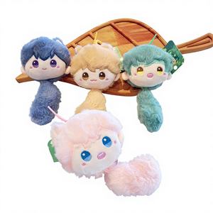 Nouvelle poupée en peluche de 6 pouces, style <span class=keywords><strong>TikTok</strong></span>, motif <span class=keywords><strong>renard</strong></span>, pendentif, porte-clés, jouet en peluche, vente en gros - Product Image 1