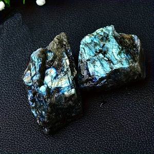 Labradorite brute, pierre précieuse, cristal, ornement pour la méditation, vente chaude, lumière bleue intense, puissante guérison - Product Image 2