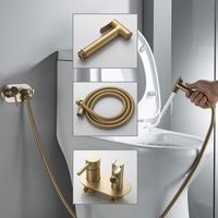 Kit de pulvérisation de bidet de mélangeur de pulvérisateur de bidet, ensemble de douche musulman d'or brossé rond Shattaf, toilette de Shattaf de pulvérisateur tenu dans la main de bidet en laiton