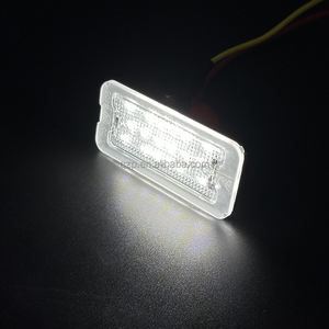 Ampoules de véhicule lumineuses Offre Spéciale accessoires de voiture lampe de numéro de plaque d'immatriculation LED pour <span class=keywords><strong>Fiat</strong></span> <span class=keywords><strong>500</strong></span> <span class=keywords><strong>Abarth</strong></span> <span class=keywords><strong>500</strong></span> 2007-2020 - Product Image 6