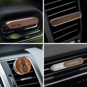 Diffuseur d'huiles essentielles pour voiture en bois écologique, design simple et luxueux en bois et métal, <span class=keywords><strong>parfum</strong></span> vintage, bonne odeur, ornement de voiture - Product Image 6
