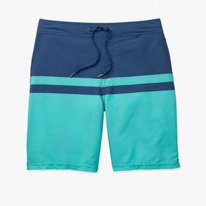 Shorts de bain pour hommes, design de vacances, logo personnalisé en usine, transfert thermique, taille mi-haute, séchage rapide, anti-UV - Product Image 1