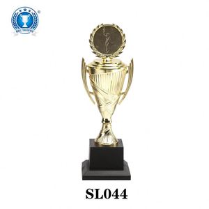 <span class=keywords><strong>Trofei</strong></span> Serie SL 2024 in Plastica PP Placcata Oro Ecologici con Figura di Dea <span class=keywords><strong>e</strong></span> Coppa SL049 - Product Image 3
