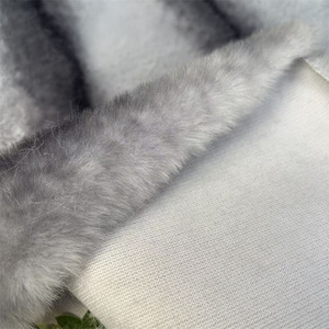 <span class=keywords><strong>Tissu</strong></span> <span class=keywords><strong>en</strong></span> peluche imitation fourrure de <span class=keywords><strong>lapin</strong></span>, <span class=keywords><strong>tissu</strong></span> <span class=keywords><strong>en</strong></span> flanelle pour vêtements, jouet pour animaux de compagnie, <span class=keywords><strong>tissu</strong></span> <span class=keywords><strong>en</strong></span> peluche unilatéral pour coussins, couvertures ZTM05 - Product Image 3