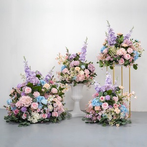 <span class=keywords><strong>Un</strong></span> Elegante <span class=keywords><strong>Arco</strong></span> di Fiori in Seta Trasforma i Fondali per Cerimonie Nuziali, Ricevimenti, Celebrazioni e Decorazioni per Proposte di Matrimonio - Product Image 1
