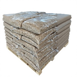 Vente en gros de granulés de bois, briquettes, combustible biomasse, solution de chauffage. Expédition mondiale disponible. Granulés de bois à vendre. - Product Image 1