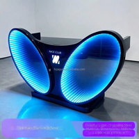 Table de DJ lumineuse à LED, activée par le son, avec éclairage RGB, station de DJ mobile, poste de travail pour DJ pour les lieux de divertissement, les fêtes et les spectacles