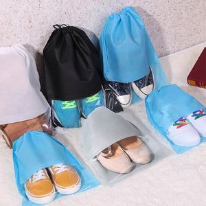 Sac à chaussures de voyage portable en non-tissé réutilisable et écologique avec logo personnalisé, fenêtre transparente et cordon de serrage, haute qualité - Product Image 1