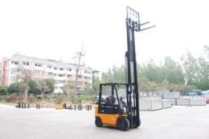 Chariot élévateur à gaz GPL, chariot élévateur diesel 1,5T 1,8T 2,5T 3T <span class=keywords><strong>3m</strong></span> 4,5m 6m, chariot élévateur à essence/GPL avec moteur Nissan K21 K25 - Product Image 6