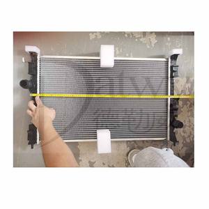 OE 9809141780 9675747980 Peugeot 308 408 T93 Citroen c4 Grand <span class=keywords><strong>PICASSO</strong></span>/c4 <span class=keywords><strong>Picasso</strong></span> réservoir d'eau (marque Datwy) - Product Image 1