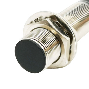 Capteur inductif DGKJ M18 à 3 fils, interrupteur de proximité cylindrique IP67, capteur haute performance pour la détection de métaux - Product Image 2