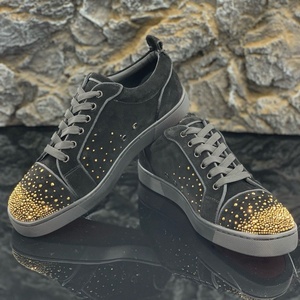 Chaussures de créateur en cuir véritable sur mesure à semelle rouge pour homme et femme, baskets de marques célèbres, vente en gros, chaussures plates décontractées de luxe - Product Image 4