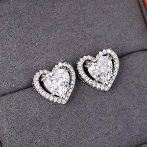 Pendientes de corazón de oro blanco con engaste de bisel de cristal y diamantes de imitación para mujer, joyería romántica de boda, plata 925 - Product Image 3