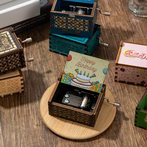 Exquisita Caja Musical de Madera Moderna Hecha a Mano y Ecológica con Manivela, Canción de Feliz <span class=keywords><strong>Cumpleaños</strong></span>, Duración del Sonido de 18 Segundos, Logotipo Personalizado - Product Image 5