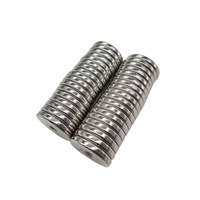 Imán de neodimio N52 con orificio para tornillo, imán de potencia con orificio, imán de SmCo, imán de neodimio con orificio para tornillo