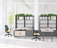 Chaise de travail roulante OMNI moderne et peu encombrante, avec support lombaire en maille respirante, ergonomique, certifiée BIFMA, pour environnement de bureau compact