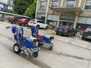 Macchina per la Marcatura Stradale con Motore a Benzina da 5.5HP, Spinta Manuale, Alta Efficienza e Pompa Affidabile per Campi da Calcio - Product Image 5