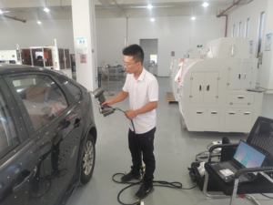 Pemindai 3D industri genggam dengan akurasi Volume 0.02mm metrologi teknik terbalik OEM kustom untuk Instrumen Uji - Product Image 3