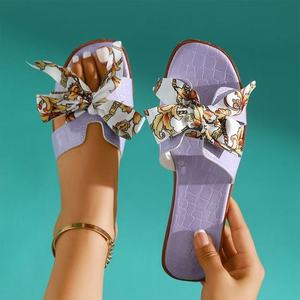 2026 Neue Modische Damen-Sandalen mit Schleife, Flache Slip-On Anti-Rutsch-Pantoletten, Übergrößen 35-44, Sommer <span class=keywords><strong>Casual</strong></span> Open Toe Einfarbig - Product Image 4