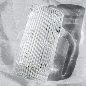 Décanteur <span class=keywords><strong>à</strong></span> <span class=keywords><strong>vin</strong></span> blanc en <span class=keywords><strong>verre</strong></span> de 150 ml de haute qualité pour la maison, les restaurants, les bars et les fêtes – Modèle classique en cristal blanc - Product Image 2
