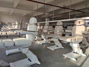 Table de massage <span class=keywords><strong>électrique</strong></span> à 4 moteurs avec revêtement en cuir PU et éponge haute densité, pliable et portable pour salon, spa et usage commercial - Product Image 6