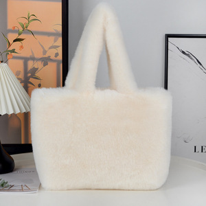 2025 Nouveaux sacs fourre-tout en peluche populaires pour femmes, sacs à provisions en peluche. Sacs en peluche décontractés - Product Image 5