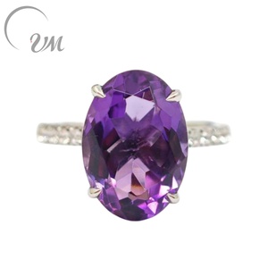 แหวนเงินแท้ 925 ประดับพลอยอเมทิสต์และเพทายจาก UM Jewelry Modern เหมาะสำหรับสวมใส่ในชีวิตประจำวันทั้งชายและหญิง เป็นของขวัญวันครบรอบแต่งงาน - Product Image 1