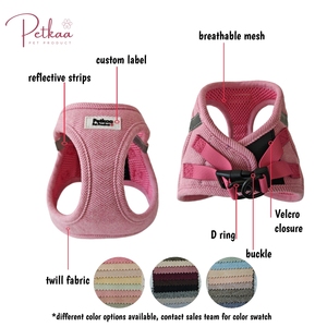 Set <span class=keywords><strong>Harness</strong></span> Anjing Premium Mewah Motif Twill Desainer Warna <span class=keywords><strong>Pink</strong></span> <span class=keywords><strong>Harness</strong></span> Anjing Anti Tarik Model Step-in Ukuran Kecil Set <span class=keywords><strong>Harness</strong></span> Tali Leher Hewan Peliharaan - Product Image 4