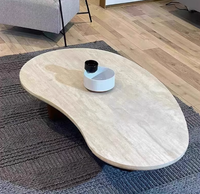 Table basse en travertin irrégulier de luxe italien, pierre naturelle, pieds en bois massif, design moderne, meubles de salon