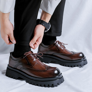 S2028F Nouveauté 2026 Chaussures en cuir <span class=keywords><strong>marron</strong></span> pour homme, à <span class=keywords><strong>semelle</strong></span> épaisse et rehaussante, décontractées, pour mariage et marié - Product Image 5