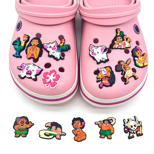 Vente en gros nouveauté breloques grenouille triste Moana pour filles breloque mois de l'histoire des Noirs breloques sabots en caoutchouc Designer Maui PVC décoration de chaussures - Product Image 3