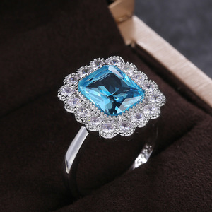 Anello Vintage con Zircone per Donne, Elegante Gioiello da Dito alla Moda - Product Image 4