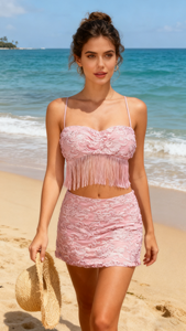 Onde Femminili con Frange: Collezione di Costumi da Bagno in Pizzo Pastello - Product Image 1